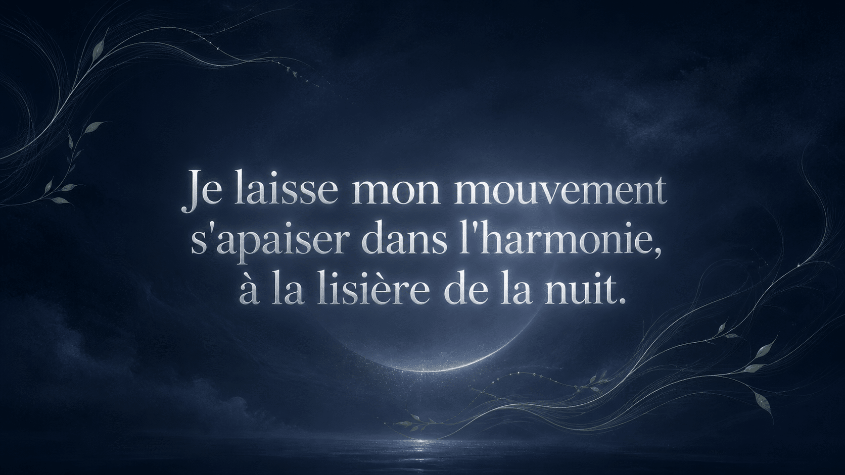 mantra de l'heure 23:24 en argenté lunaire sur fond indigo nuit mat